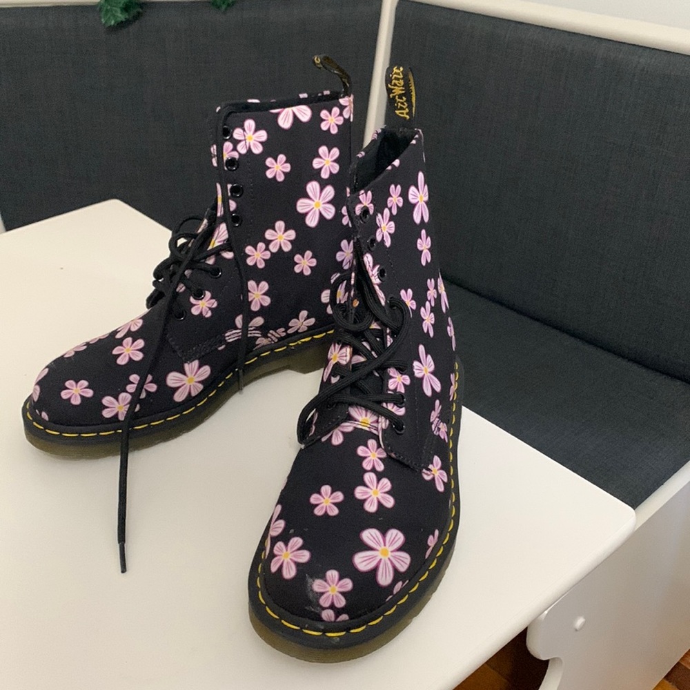 Dr. Marten’s Page Meadow Boots
